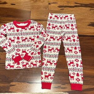 Hanna Andersson Red and White Reindeer Pajama Set size 8